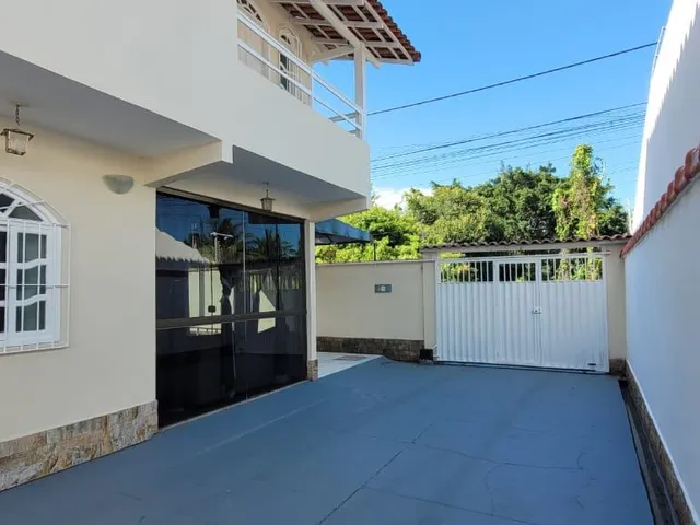 Sobrado 2 quartos e 1 banheiro, à venda, no bairro Cidade Praiana em Rio das Ostras