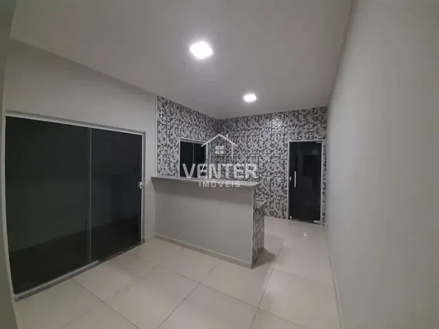 Sobrado com 125m² 2 quartos e 3 banheiros, à venda, no bairro Residencial e Comercial Portal dos Eucaliptos em Pindamonhangaba