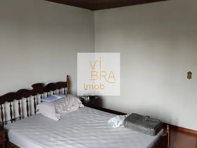 Sobrado 4 quartos e 4 banheiros, à venda, no bairro Vista Alegre em Curitiba