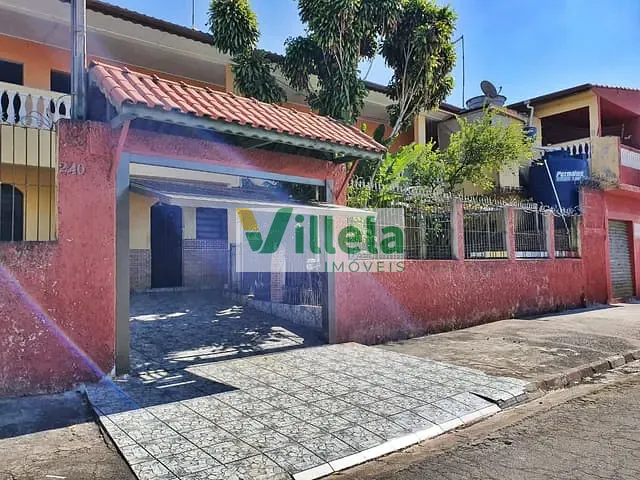 Sobrado com 200m² 3 quartos e 2 banheiros, à venda, no bairro Vila Santa Maria em Poá