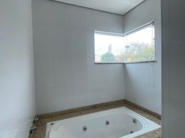 Sobrado com 150m² 4 quartos e 5 banheiros, à venda, no bairro Vila Pinheirinho em Santo André