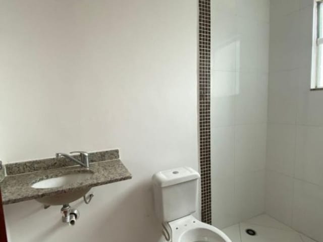 Sobrado com 150m² 4 quartos e 5 banheiros, à venda, no bairro Vila Pinheirinho em Santo André