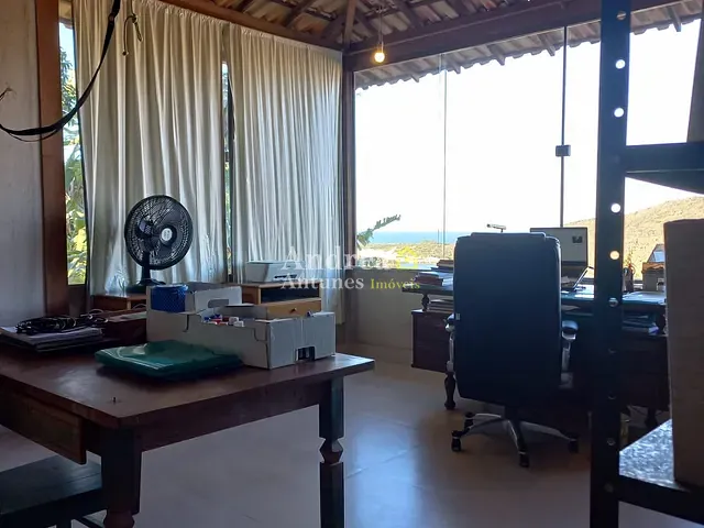 Casa com 700m² 3 quartos e 3 banheiros, à venda, no bairro Guriri em Cabo Frio