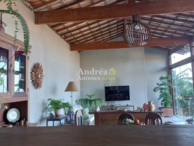 Casa com 700m² 3 quartos e 3 banheiros, à venda, no bairro Guriri em Cabo Frio
