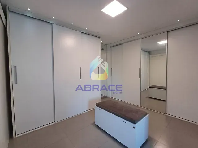 Sobrado 3 quartos e 4 banheiros, para alugar, no bairro Jardim Bela Vista em Campo Grande