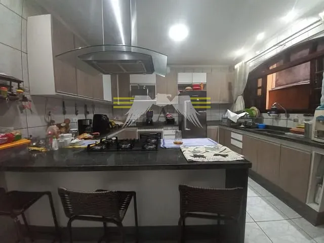 Sobrado com 100m² 3 quartos e 4 banheiros, à venda, no bairro Capão do Embira em São Paulo