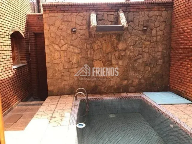 Sobrado com 250m² 4 quartos e 2 banheiros, à venda ou para alugar, no bairro Tatuapé em São Paulo