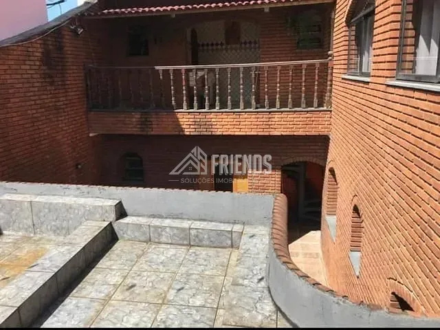 Sobrado com 250m² 4 quartos e 2 banheiros, à venda ou para alugar, no bairro Tatuapé em São Paulo
