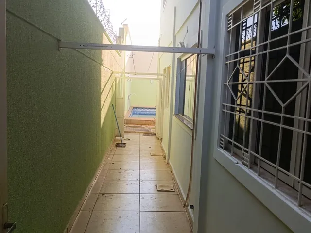 Sobrado com 360m² 4 quartos e 3 banheiros, para alugar, no bairro Plano Diretor Sul em Palmas
