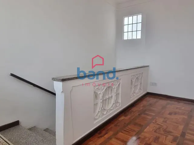 Sobrado com 200m², para alugar, no bairro Centro em Porto Feliz