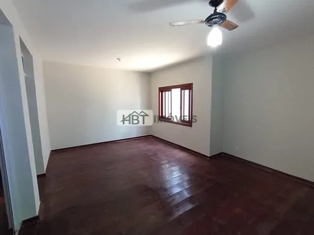 Sobrado com 174m² 4 quartos e 3 banheiros, à venda, no bairro Vila Riachuelo em Bauru