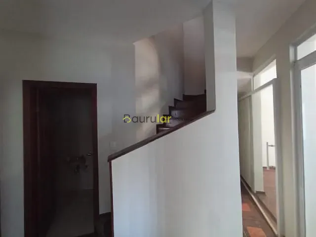 Sobrado com 174m² 4 quartos e 3 banheiros, à venda, no bairro Vila Riachuelo em Bauru