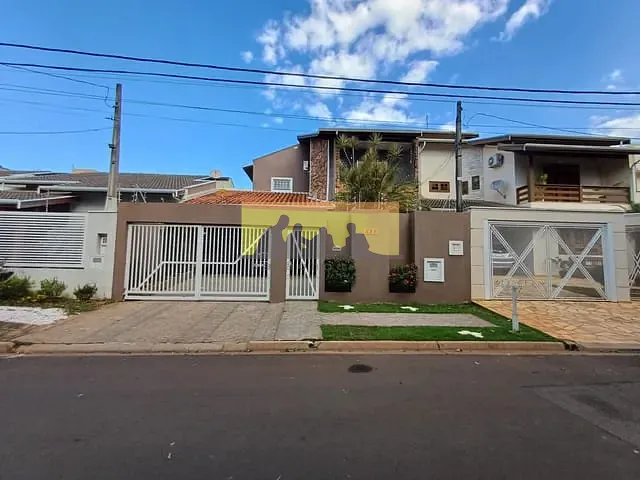 Casa com 200m² 3 quartos e 2 banheiros, à venda, no bairro Residencial Terras do Barão em Campinas