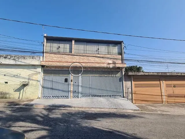 Sobrado com 268m² 3 quartos e 3 banheiros, à venda, no bairro Jardim Luciana em Itaquaquecetuba