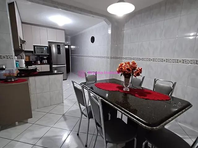 Sobrado com 133m² 3 quartos e 2 banheiros, à venda, no bairro Jardim Rodolfo Pirani em São Paulo
