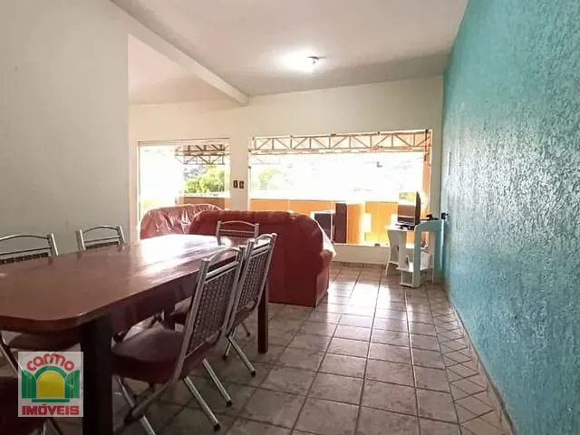 Sobrado com 400m² 3 quartos e 3 banheiros, à venda, no bairro Vila Brasil em Anápolis