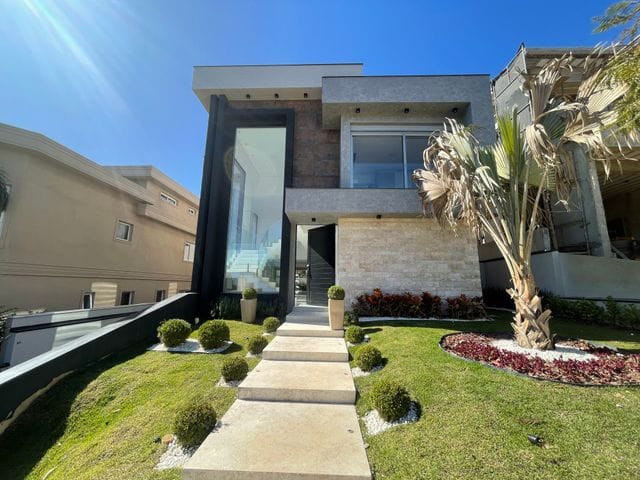 Sobrado com 525m² 4 quartos e 7 banheiros, à venda, no bairro Tamboré em Santana de Parnaíba