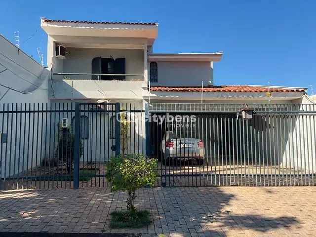 Sobrado com 546m² 3 quartos e 3 banheiros, à venda, no bairro Jardim Nova Yorque em Araçatuba
