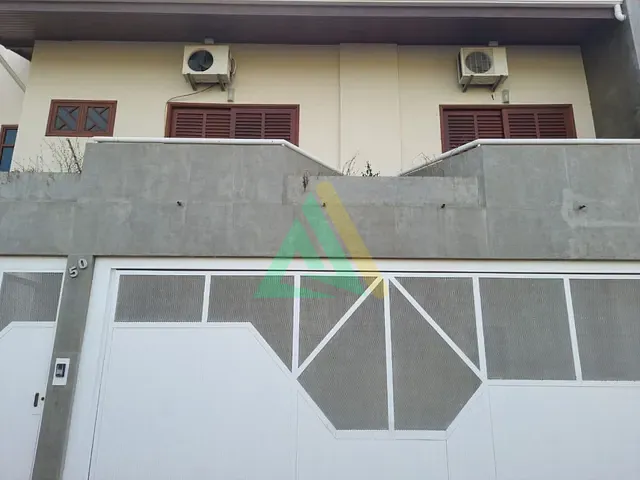 Sobrado com 350m² 3 quartos e 5 banheiros, à venda, no bairro Centro em Mogi Mirim