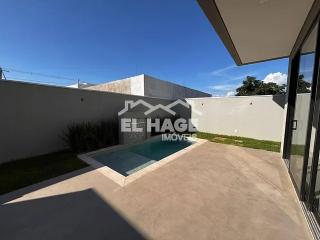 Sobrado com 250m² 3 quartos e 4 banheiros, à venda, no bairro Ribeirão do Lipa em Cuiabá
