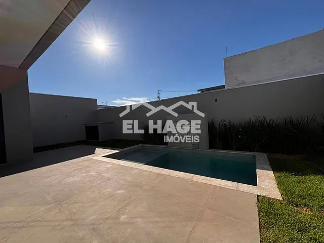 Sobrado com 250m² 3 quartos e 4 banheiros, à venda, no bairro Ribeirão do Lipa em Cuiabá
