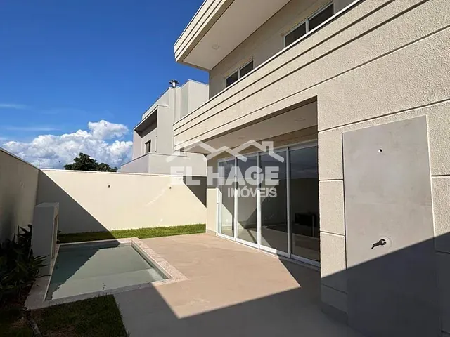 Sobrado com 250m² 3 quartos e 4 banheiros, à venda, no bairro Ribeirão do Lipa em Cuiabá