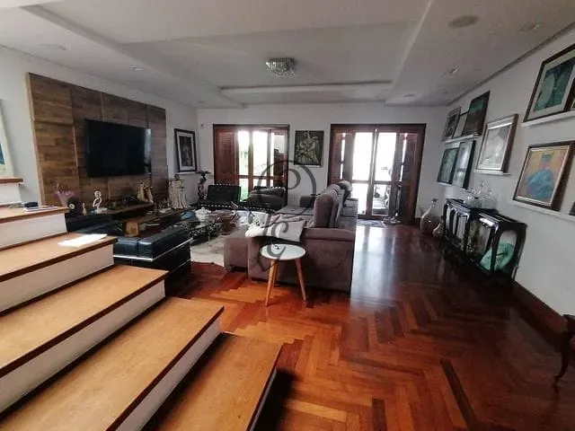 Sobrado com 334m² 3 quartos e 3 banheiros, à venda, no bairro Vila Monumento em São Paulo