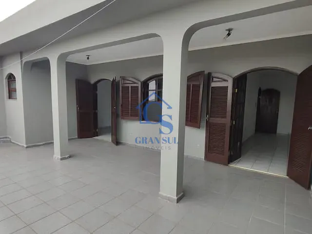 Sobrado com 255m² 3 quartos e 3 banheiros, à venda, no bairro Jardim Noronha em São Paulo