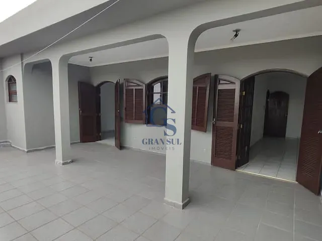 Sobrado com 255m² 3 quartos e 3 banheiros, à venda, no bairro Jardim Noronha em São Paulo