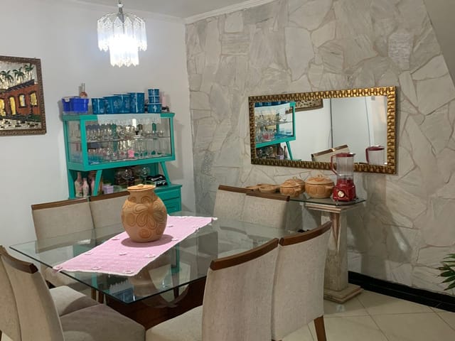 Sobrado com 295m² 3 quartos e 2 banheiros, à venda, no bairro Jardim Novo Maracanã em Campinas