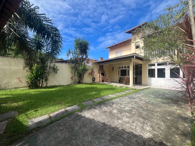 Foto do Sobrado - Sobrado para Venda, Martim de Sá, Caraguatatuba, SP | Innova Imobiliária