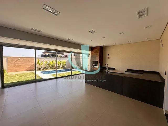 Sobrado com 465m² 3 quartos e 5 banheiros, à venda, no bairro Residencial e Comercial Quinta das Laranjeiras em Araraquara