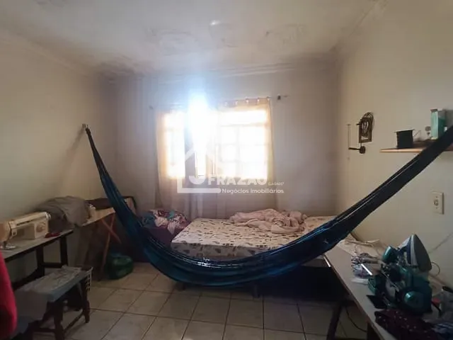 Sobrado com 184m² 2 quartos e 2 banheiros, à venda, no bairro Solange Park II em Goiânia