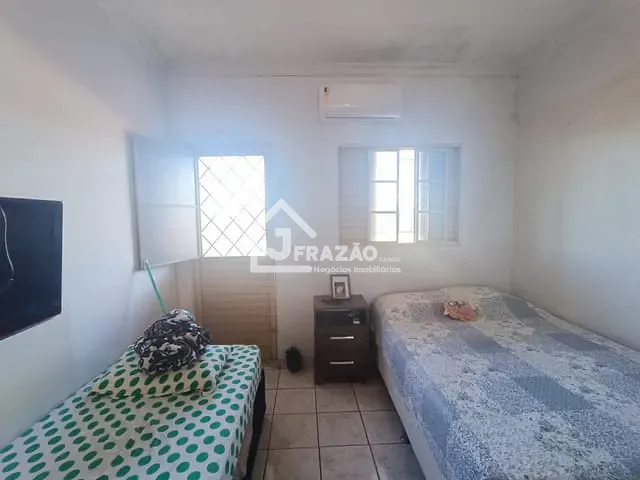 Sobrado com 184m² 2 quartos e 2 banheiros, à venda, no bairro Solange Park II em Goiânia