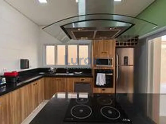 Sobrado com 229m² 3 quartos e 3 banheiros, à venda, no bairro Residencial Parque da Fazenda em Campinas