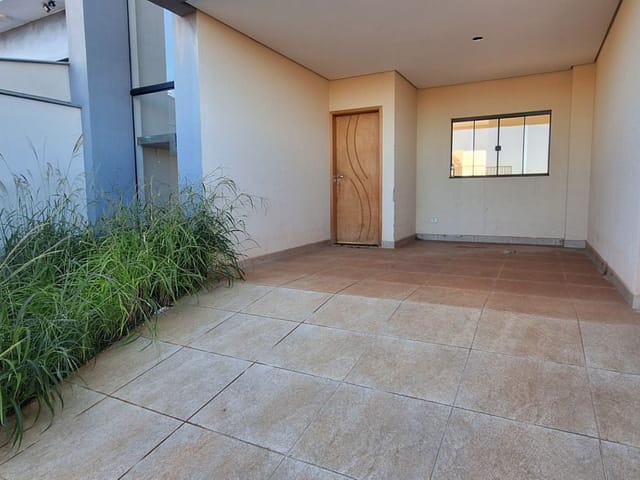 Sobrado com 95m² 3 quartos e 2 banheiros, para alugar, no bairro Planta São Francisco em Cambé