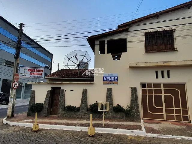 Sobrado com 192m² 4 quartos e 1 banheiro, à venda, no bairro Recreio em Vitória da Conquista