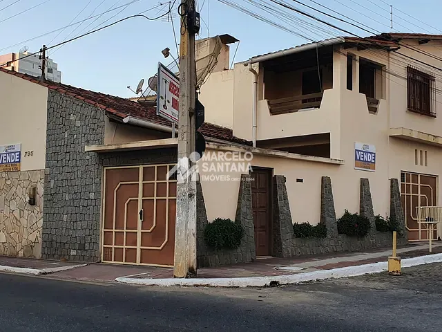 Sobrado com 192m² 4 quartos e 1 banheiro, à venda, no bairro Recreio em Vitória da Conquista