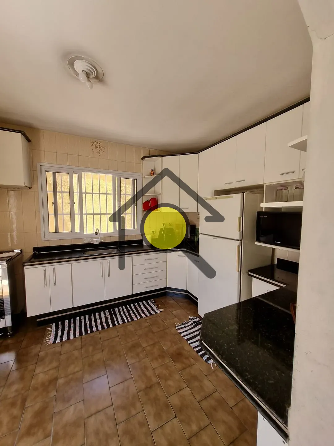 Sobrado, 3 quartos, 252 m² - Foto 1
