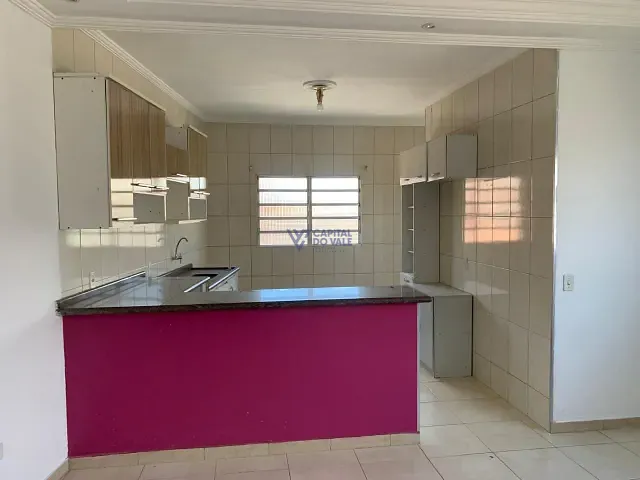 Sobrado com 208m², à venda ou para alugar, no bairro Residencial Bosque dos Ipês em São José dos Campos