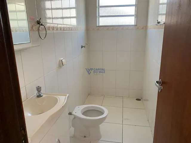 Sobrado com 208m², à venda ou para alugar, no bairro Residencial Bosque dos Ipês em São José dos Campos