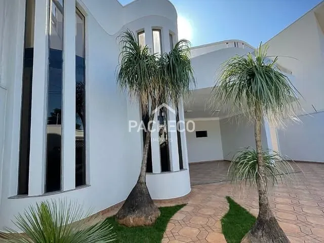 Sobrado com 313m² 4 quartos e 3 banheiros, à venda, no bairro Jardim Alfa em Santa Bárbara d'Oeste