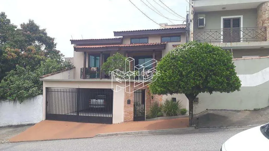 Casa, 3 quartos, 285 m² - Foto 2