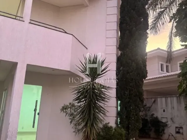 Sobrado com 450m² 4 quartos e 3 banheiros, à venda, no bairro Residencial Granville em Goiânia