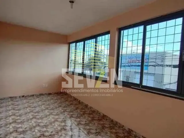 Sobrado com 252m² 3 quartos e 2 banheiros, à venda, no bairro Jardim Petrópolis em Bauru