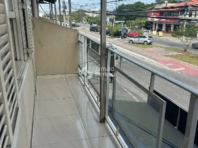 Sobrado 1 quarto e 1 banheiro, à venda, no bairro São Cristóvão em Cabo Frio