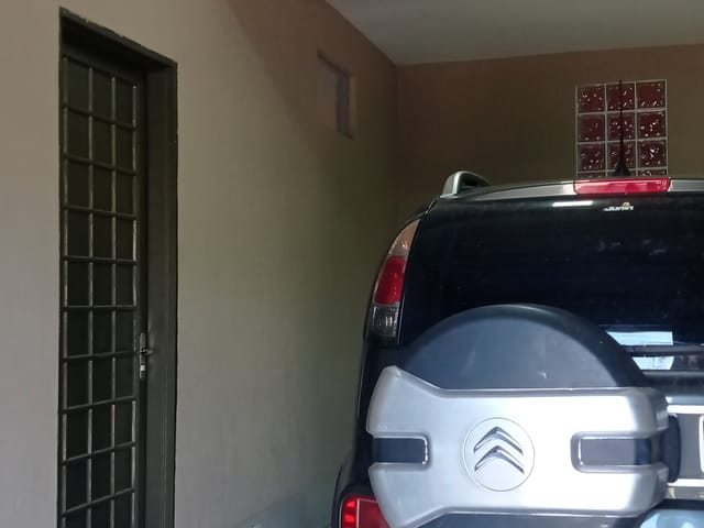 Sobrado com 220m² 3 quartos e 2 banheiros, à venda, no bairro Parque Atheneu em Goiânia