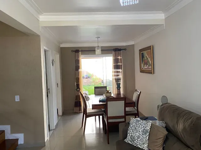 Sobrado com 175m² 3 quartos e 2 banheiros, à venda, no bairro Loteamento Fernando Camargo Nogueira em Taubaté