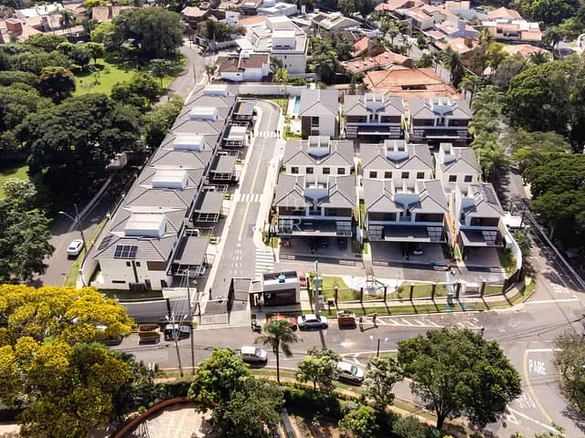 Sobrado 3 quartos e 4 banheiros, à venda, no bairro Parque Nova Campinas em Campinas