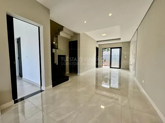 Sobrado com 135m² 3 quartos e 3 banheiros, à venda, no bairro Pioneiros em Fazenda Rio Grande